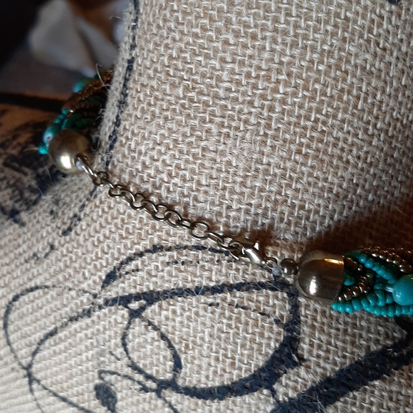Gorgeous brown and turquoise color necklace - Picture 2 of 4